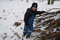 Junge im Schnee
