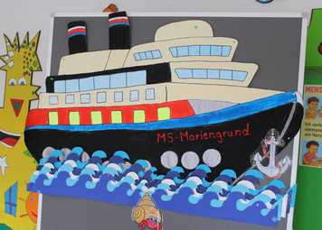 Zeichnung eines Kreuzfahrtschiffes 